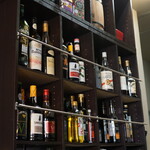 プルス ウルトラ - 店内