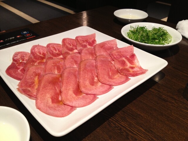 ワンカルビ 朝霧店 1カルビ 朝霧 焼肉 食べログ