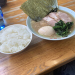 ラーメン六角家 - 