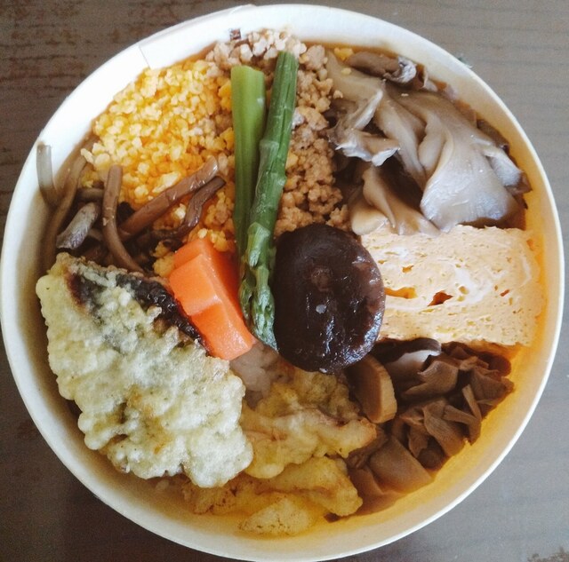 郡山駅 在来線改札外コンコース　売店　 - 郡山（弁当）の写真