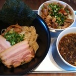らーめん西崎 - つけ麺（醤油）＆チャーシュー丼