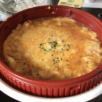 なか卯 - チーズ親子丼。コレに麻辣ソースと山椒をかけます。
意外と辛くて美味しい。