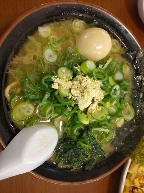 よこはま軒 エスモール店（よこはまけん） - 鶴岡（ラーメン）の写真