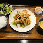Chaina Dainingu Kuin - 油淋鶏ランチセット