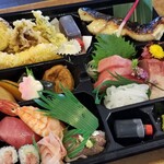 Sushi Katsu - 出前　松花堂弁当　4300円