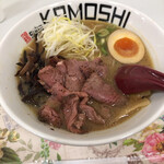 鶏 soba KAMOSHI - ローストビーフ味噌ラーメン