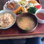トゥトゥル - 