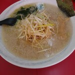 Niramenshoppu - ネギラーメン中850円