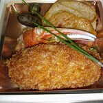 割烹かまた - 上中、鶏の照り焼き、カニの爪、かにみそコロッケ、松葉串の豆