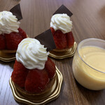 アトリエ kuko - いちごのタルトとプリン