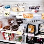 山ぼうし - ・店内　デザート　総菜
