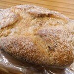 グッド・モーニング・オダワラ - もち麦とクルミの食パン