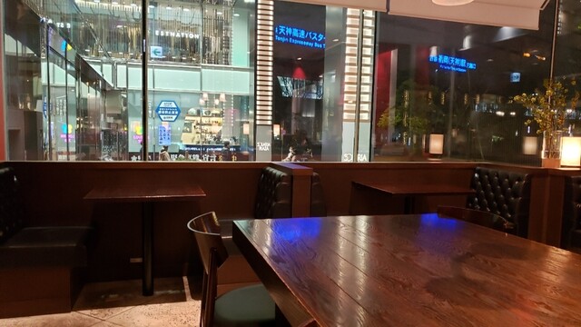 ザ シティ ベーカリー バー アンド バーガー ルービン The City Bakery Bar Burger Rubin 西鉄福岡 天神 ハンバーガー 食べログ