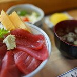 ひょうたん寿司 - ランチマグロ丼（¥750税込み）