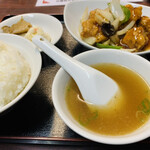 石山飯店 - 酢豚定食