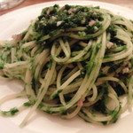 モンティパイソン - 宴会４名訪問＝岩のりパスタ、４名分に分けてくれました