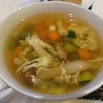 ビストロ茶葉蘭 - 玉子入り野菜スープ