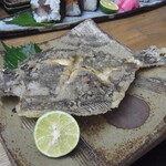 季節料理 藤原 - かれいの唐揚げ