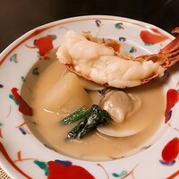 とうふ屋うかい 鷺沼店 - 【伊勢海老と蛤鍋】絶妙な火入れ　