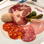 Assiette de charcuterie