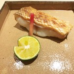 新ばし 星野 - 白甘鯛の鱗焼き