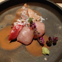 焼鳥 篠原 - 高坂鶏のお造り（胸肉、ハツ、白レバー）