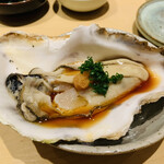 鮨 由う - ・岩手産 生牡蠣 ポン酢で