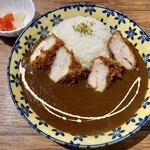 喫茶★レストラン マカロニキッチン - 料理写真:『チキンカツカレー』様(1280円)※スープ、サラダ付。