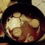 和洋食道 Ecru - わかめとお麩の味噌汁