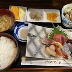 Hyakka tei - 刺身定食