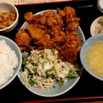 Tairiku Shokudou - 若鶏の唐揚げ定食 950円