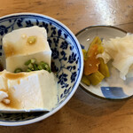 Aduma Zushi - 自家製豆腐と漬物