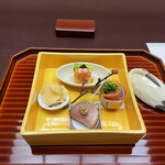 料亭 大宮 一の家 - 前八寸。
      美味し。