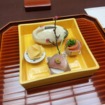 料亭 大宮 一の家 - 前八寸。
      美味し。