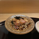 Sushi Kappou Hiraki - ゴマサバ  時期の終わりだそうですが、脂がのって美味しい。ヅケの具合も良い⭐️⭐️⭐️⭐️⭐️
