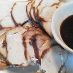 辻肉店 - 自家製叉焼と煮汁