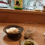 ら すとらあだ - 自家製豆腐、枝豆のお浸し、鍋島（2012.8.29）