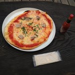 野山の食堂 - 自家製ベーコンのピザ（900円）2012年8月