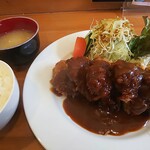 洋食の藤 - 牛ヘレ一口ビフカツ定食 1000円