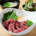 Marbled horse sashimi bowl set