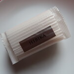 HIBIKA - 白雪の菓（3枚入）　864円
