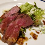 Bistrot la Table - 牛サガリのステーキ。