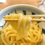 おうどん 瀬戸晴れ - うどんに玉子が絡んでバリ美味☆
