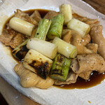 もつ焼 まるい - しろネギ入り