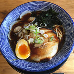 だしと麺 - 濃厚醤油の貝だしそば　¥880