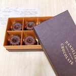 ダンデライオン・チョコレート - カヌレ