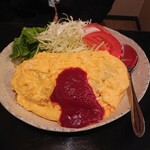 土紋 - 料理写真:バターの香るオムライス♪　中身はネットリ系のチキンライス！めちゃウマい！