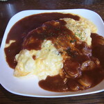 カフェウィンザー - 料理写真:デミグラスソースオムライス
