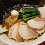 麺屋 六感堂 - 横浜家系ラーメン“六つ又家”