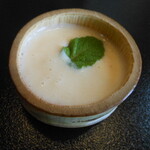 日本料理旬菜旬魚 花琳～かりん～ - デザートの、ミックスジュース　2013.5